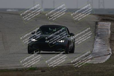 media/Nov-28-2025-Speed SF (Fri) [[b9fcb3577c]]/Blue/Session 3 (Outside Grapevine)/